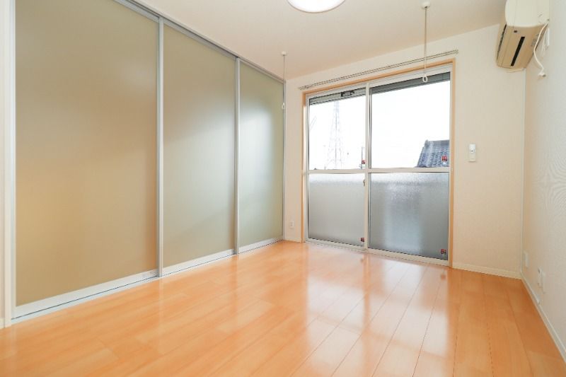 【居間・リビング】　図面と現状に相違がある場合には現状を優先