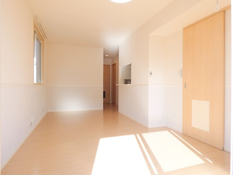 【居間・リビング】　図面と現状に相違がある場合には現状を優先