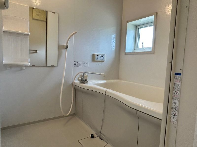 【バス】　図面と現状に相違がある場合には現状を優先