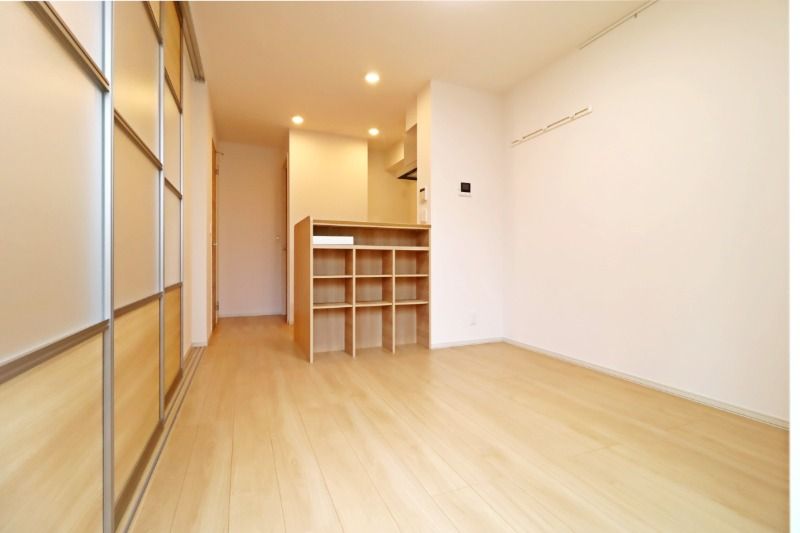 【居間・リビング】　図面と現状に相違がある場合には現状を優先