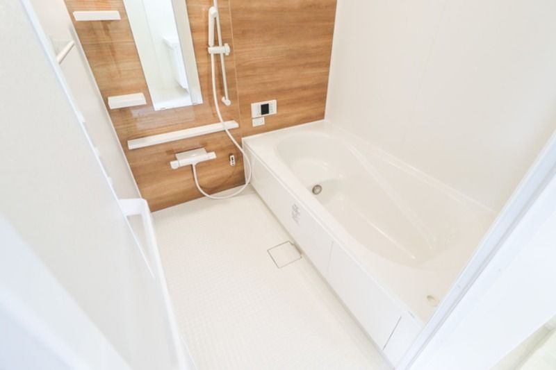 【バス】　図面と現状に相違がある場合には現状を優先