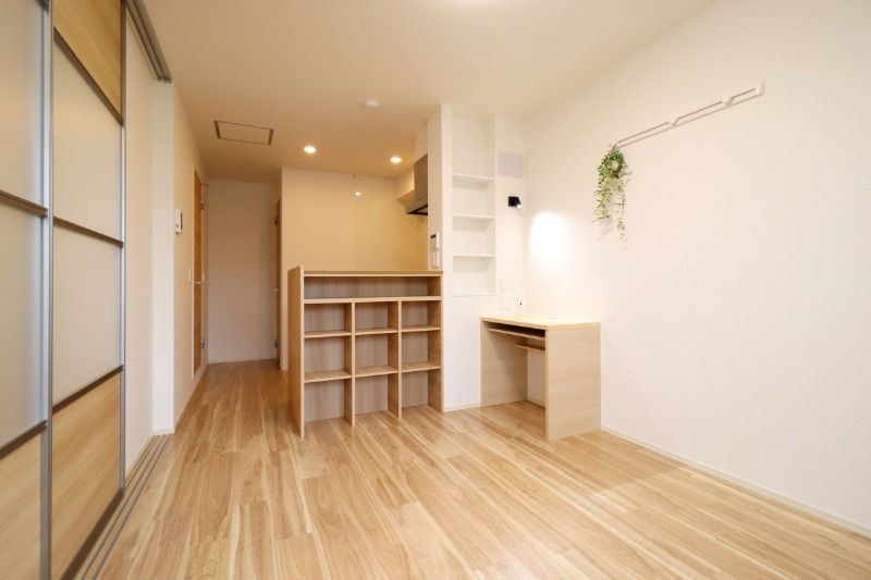 【居間・リビング】 図面と現状に相違がある場合には現状を優先