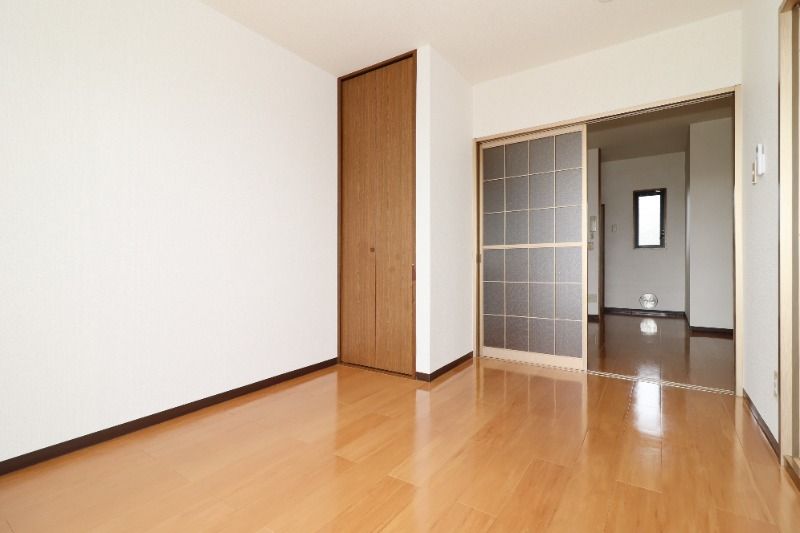 【居間・リビング】 図面と現状に相違がある場合には現状を優先