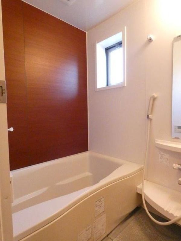 【バス】　図面と現状に相違がある場合には現状を優先