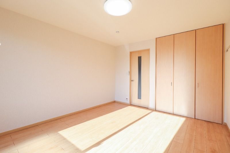 【寝室】 図面と現状に相違がある場合には現状を優先